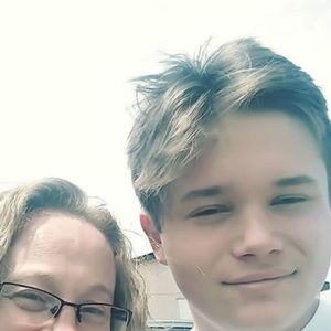 Meet your Posher, Logan